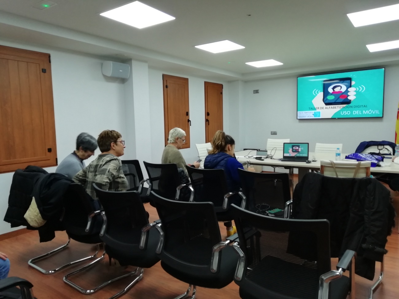 OBSEDI MAESTRAT LITORAL IMPARTE TALLERES DE ALFABETIZACI�N DIGITAL