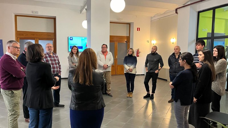 Comprometidos por 12 CEEI 