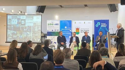 Fundeun Impulsa la Econom�a Circular: Presentaci�n del Observatorio en INNOTRANSFER