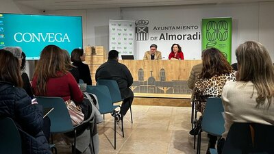 La Vega Baja impulsa la Mesa Comarcal de Turismo para consolidar la coordinaci�n entre municipios