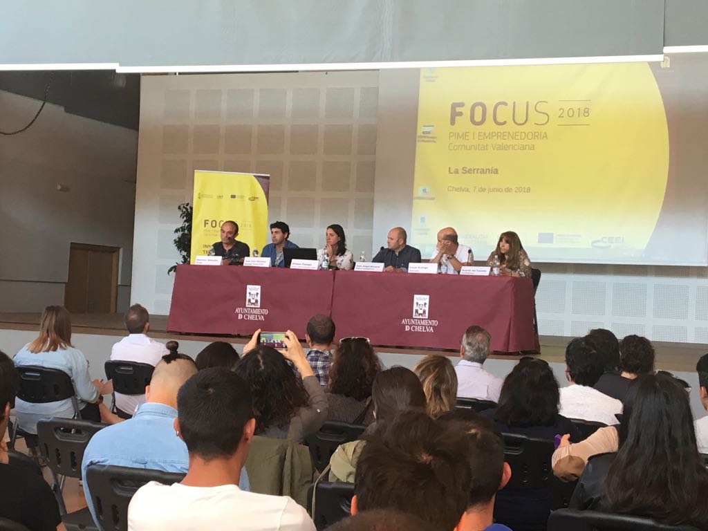 �xito de p�blico en el Focus Pyme y Emprendimiento La Serran�a